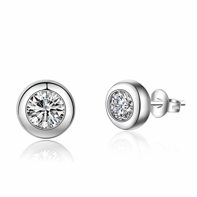 Orecchini a lobo con moissanit - Bezels Set Pendant recensione e prezzo